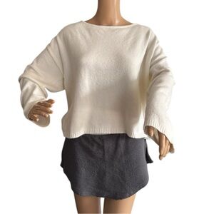 Line and Dot Clara Tie-Back  White Sweater Size Small